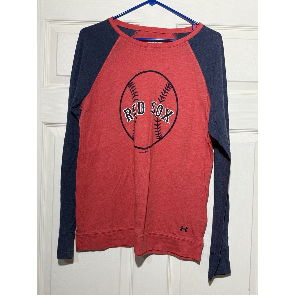Boston Red Sox Under Armour Women’s  Size  XL Long Sleeve  T-shirt Heat Gear